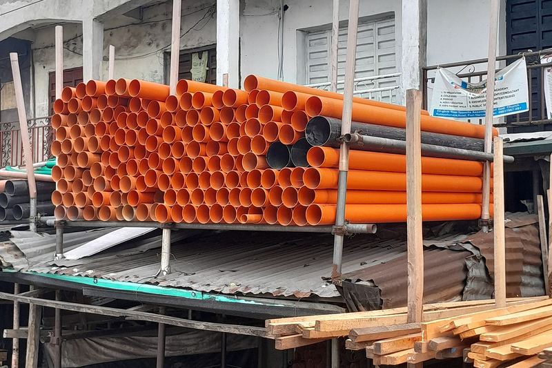 Plumbing pipes